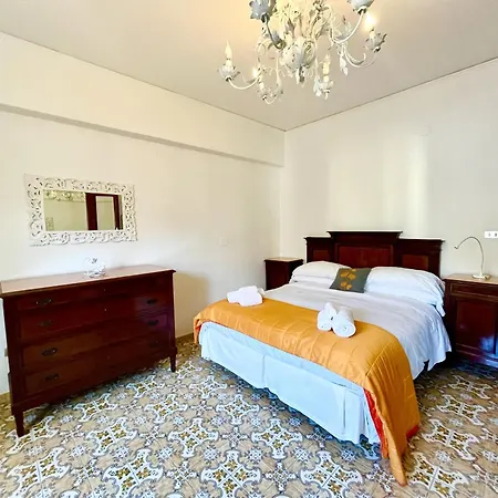 Bright 3 Bedrooms With Seaview Balcony Appartamento