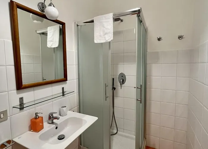 Bright 3 Bedrooms With Seaview Balcony Sorrent