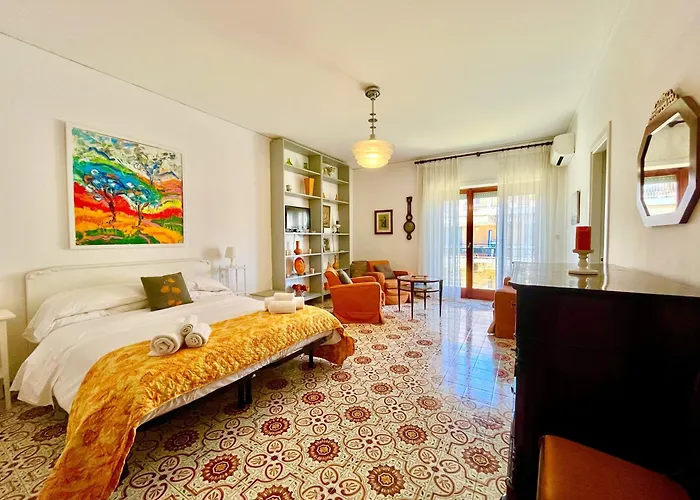 Апартаменти Bright 3 Bedrooms With Seaview Balcony *