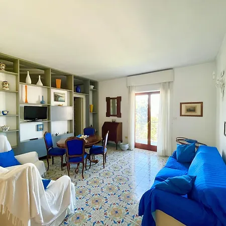 Apartment Bright 3 Bedrooms With Seaview Balcony *