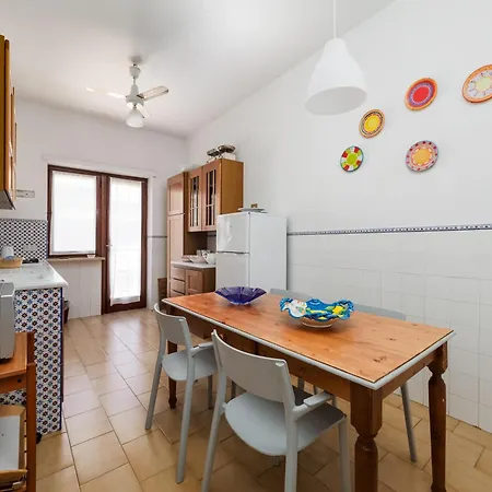 Bright 3 Bedrooms With Seaview Balcony * Sorrento