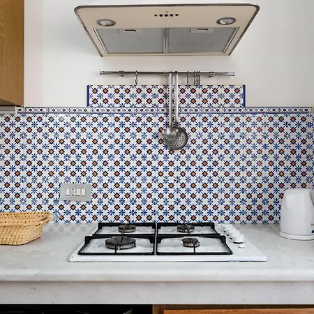 Apartment Bright 3 Bedrooms With Seaview Balcony Sorrento