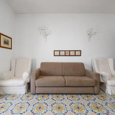 Bright 3 Bedrooms With Seaview Balcony
