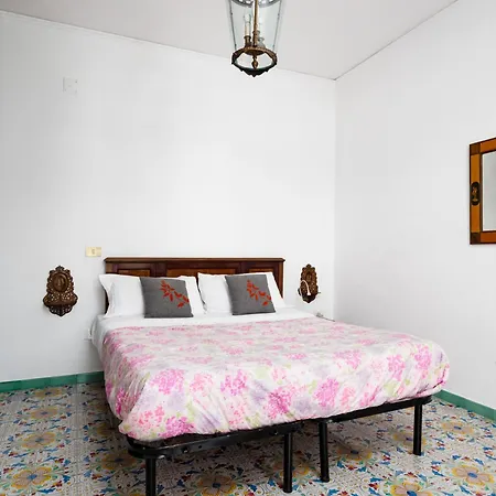 Bright 3 Bedrooms With Seaview Balcony Apartment Sorrento