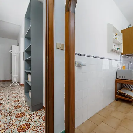 Bright 3 Bedrooms With Seaview Balcony