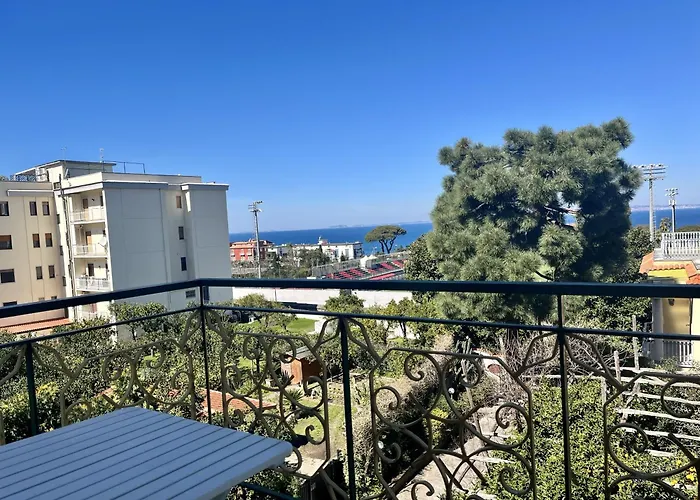 Bright 3 Bedrooms With Seaview Balcony Appartement